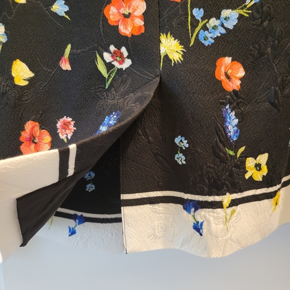 Escada Women's Multicolor Floral Blazer, size 44=XL OR 16 USA. - Picture 7 of 9